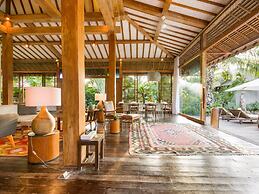 Luxury & Tropical 2br Villa In Canggu