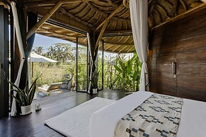 Earthship Ubud Eco Villa