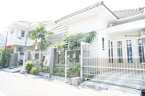 Hotel O Bidara Guest House Syariah