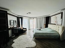 Ellawilla Suit House