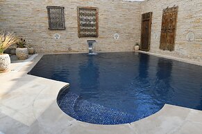 Dar Al Makam - Luxury Experience