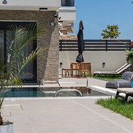 Elegant & Stylish Villas With Shared Pool in Crete