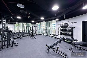 WelHome - Mesmerizing 1BR Apartment in Damac Waves A