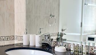 WelHome - Mesmerizing 1BR Apartment in Damac Waves A
