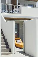 Mr and Mrs White Paros Suites and more