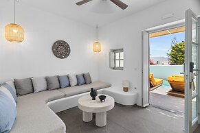 Mr and Mrs White Paros Suites and more