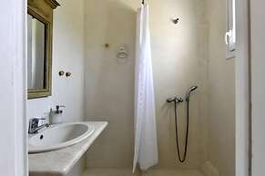 Anemolia Apartments With Pool