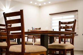Petra Premium Hotel