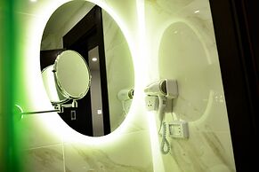 Petra Premium Hotel