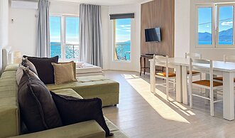 Open Sea Apartments