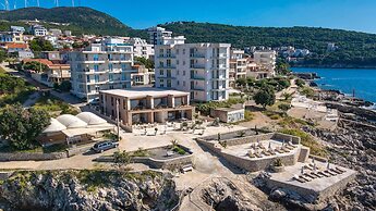 Open Sea Apartments