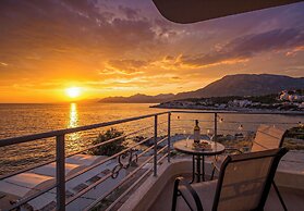 Open Sea Apartments
