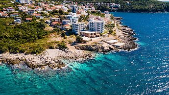 Open Sea Apartments