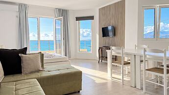 Open Sea Apartments