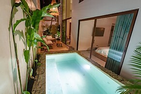 Azalea 5 Condos 8BR 23 PPL  Private Pool