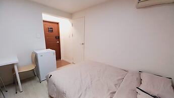 G Yongsan Inn