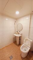 G Yongsan Inn