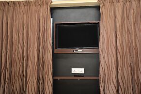 Hotel SR Palani