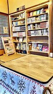 Guesthouse Bench