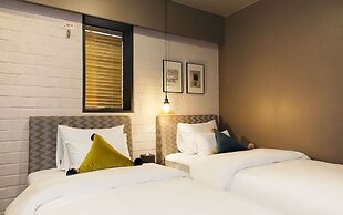 Hotel Gray