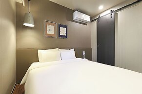 Hotel Gray