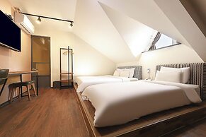 Hotel Gray