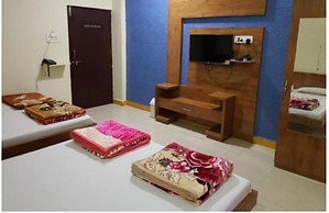 New Hotel Shree Radha Krishna Palace