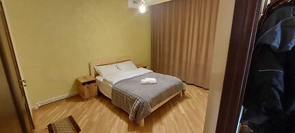 Kenut Hostel
