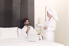 Atlas Suites