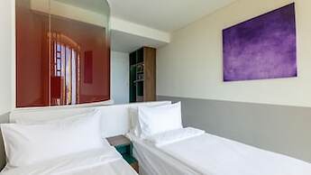 Wink Cantho Centre, Unscripted by Hyatt - 24 Hours stay
