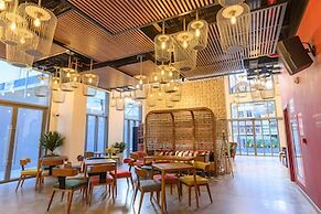 Wink Cantho Centre, Unscripted by Hyatt - 24 Hours stay