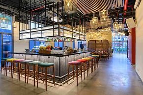 Wink Cantho Centre, Unscripted by Hyatt - 24 Hours stay