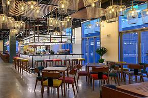 Wink Cantho Centre, Unscripted by Hyatt - 24 Hours stay