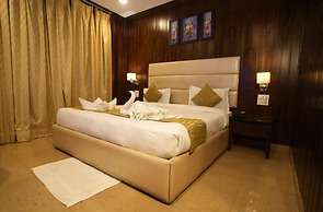 Hotel Royale Hills