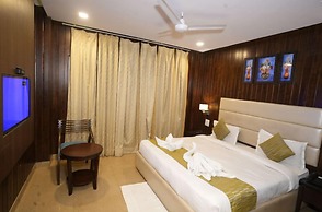 Hotel Royale Hills