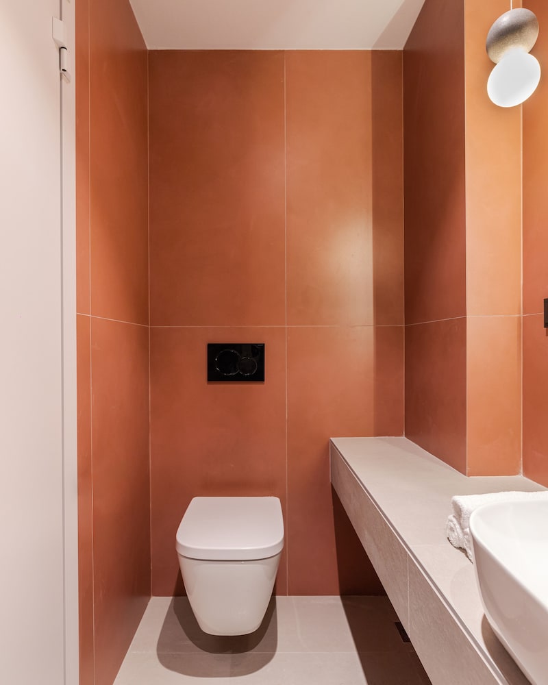The 8 Suites