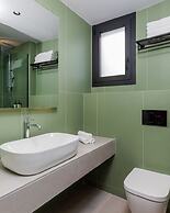 The 8 Suites