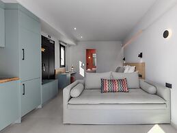 The 8 Suites