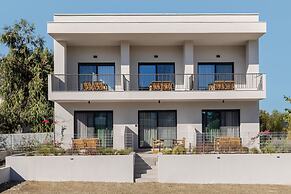 The 8 Suites