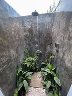 Wild Monkeys Hostel