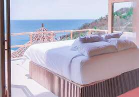 Xeno Hotel Boutique