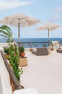 Xeno Hotel Boutique