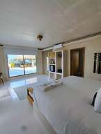 Xeno Hotel Boutique