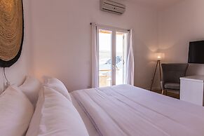 Salt Suites by Mr and Mrs White