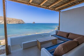 Salt Suites by Mr and Mrs White