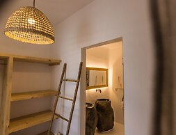 Salt Suites by Mr and Mrs White