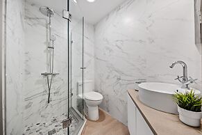 Casa Elena by Otium