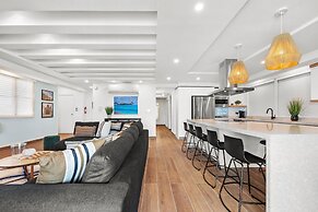 Casa Elena by Otium