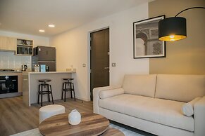 Los Pinos by Wynwood House
