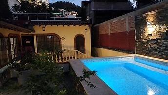 Victoria Suites